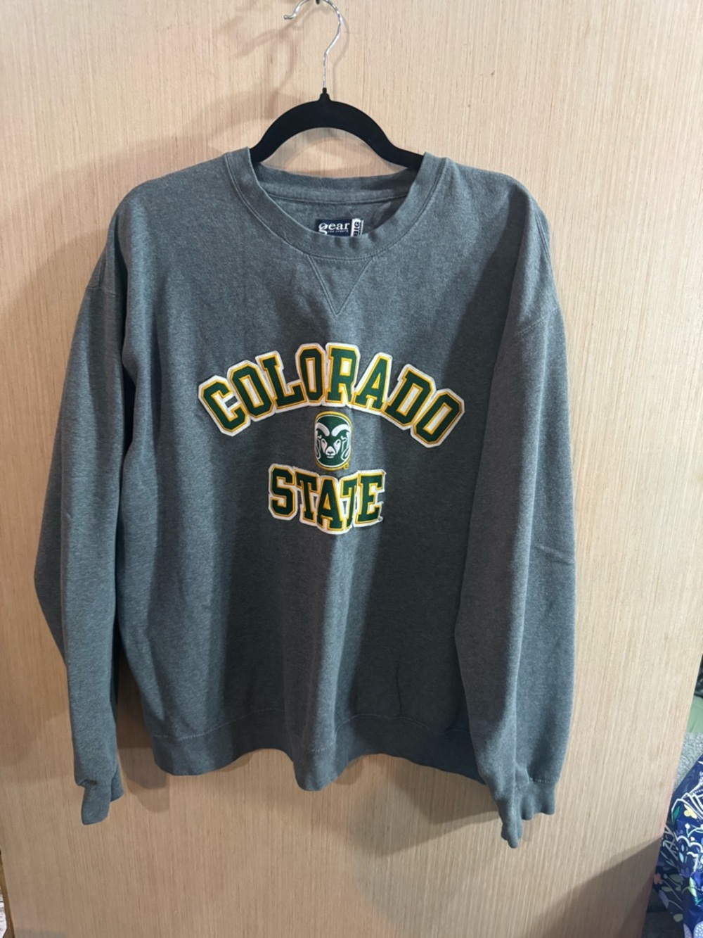 Gear For Sports Colorado State Grey Crewneck with Green & Gold Accents Size XL